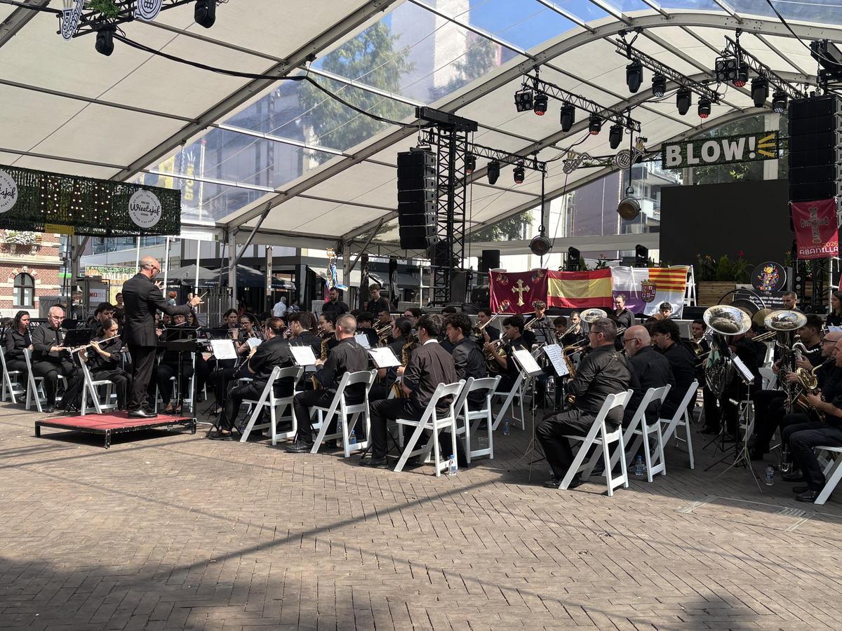 Pasodobles, marchas moras y cristianas y obras de destacados compositores nacionales conformaron un programa que fue recibido con una excelente acogida por el público