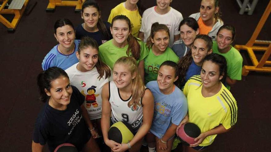 La plantilla del Grupo Covadonga, en un entrenamiento de esta semana.