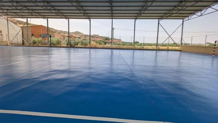 Bardallur renueva
la pista polideportiva | SERVICIO ESPECIAL