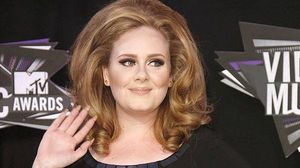 Adele canta Rolling In The Deep