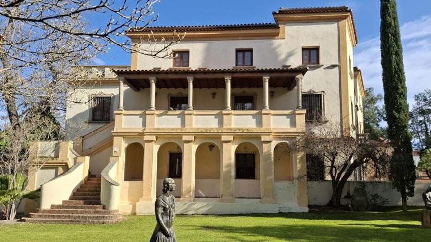 Cine mudo, teatro, corales e Il Divo: la Casa Pedrilla de Cá