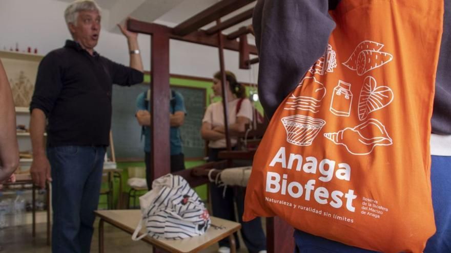 Biofest hermana con la tejeduría en lana a El Hierro y el Macizo de Anaga