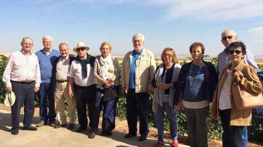 Ingenieros agrónomos de Madrid conocen Las Edades y la DO