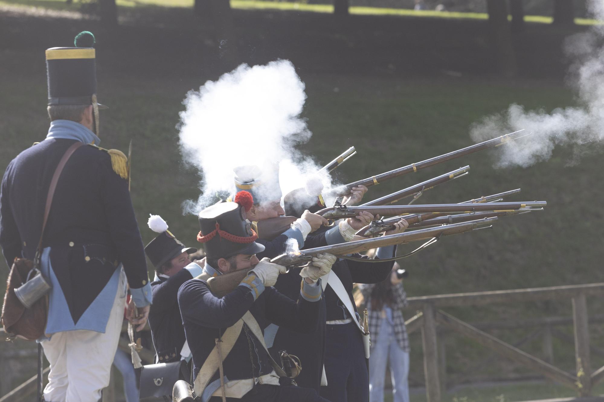 EN IMÁGENES: Así fue la recreación de la batalla del Desarme, en Oviedo