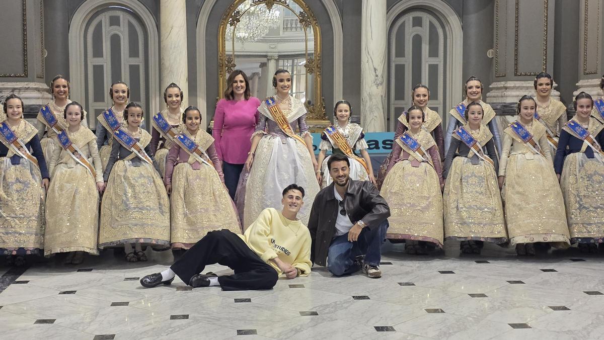 El palco del 8 de marzo: El día de ellas