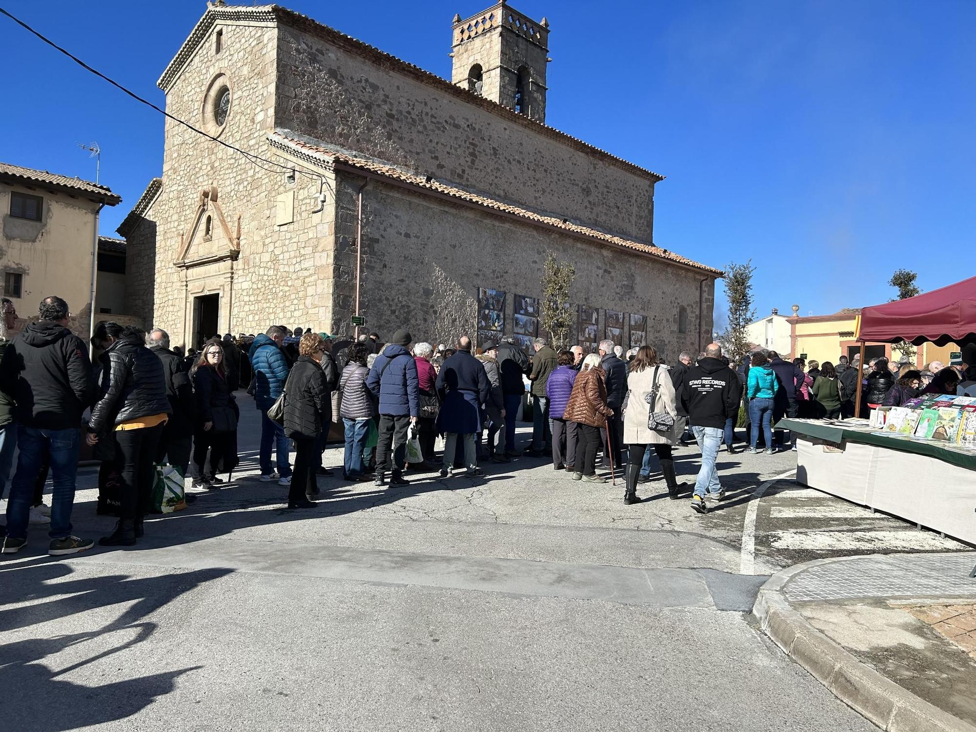 Olvan reparteix més de 2.000 racions d'arròs en la seva popular festa de Sant Sebastià