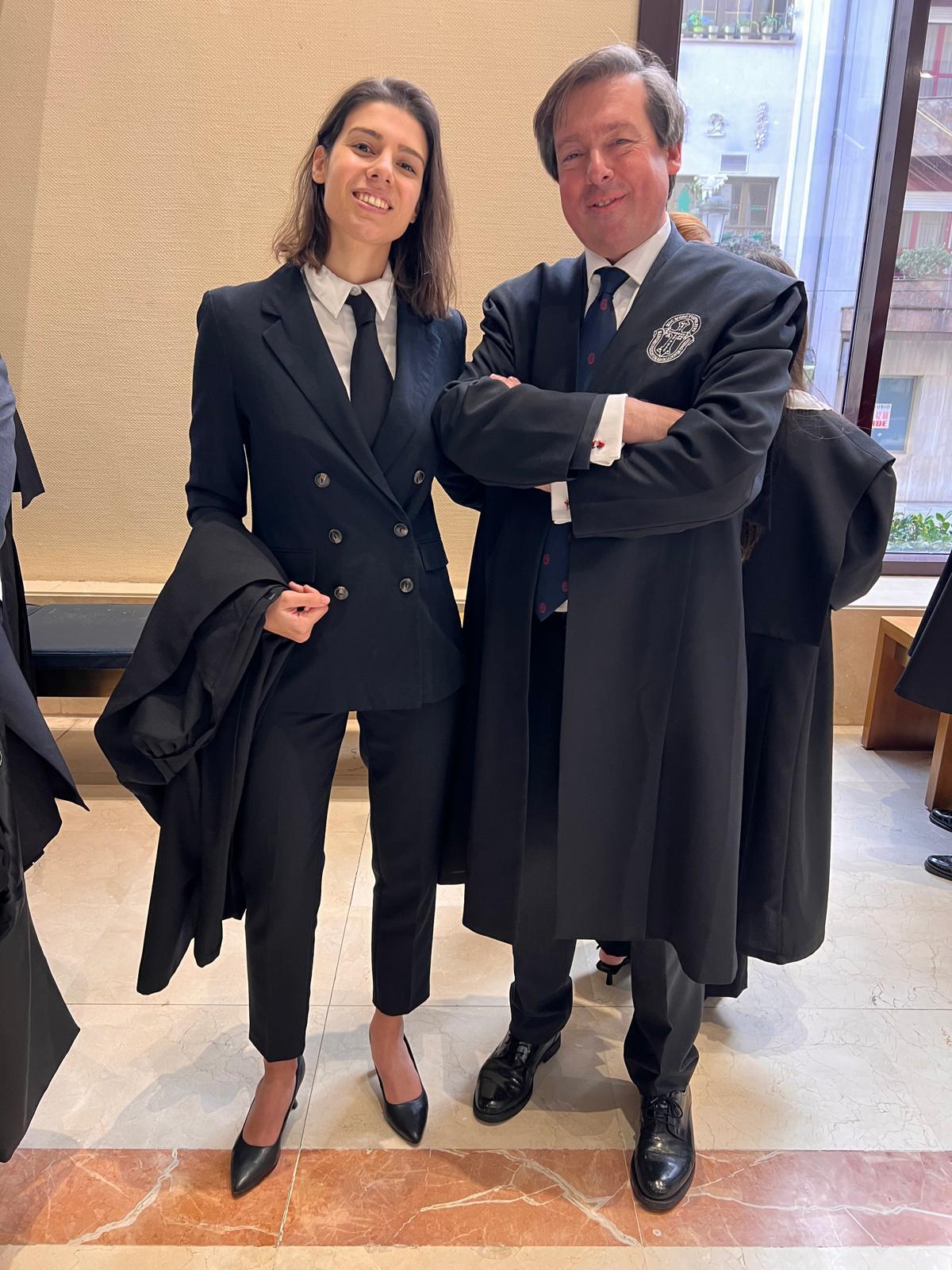 Laura Pérez-Platas, babası Francisco Pérez-Platas ile birlikte.