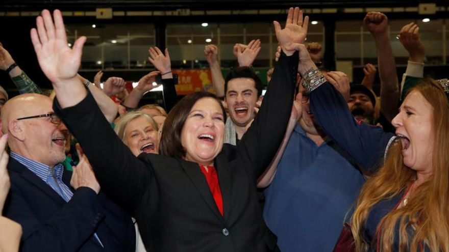 Mary Lou McDonald celebra el triomf del Sinn Féin