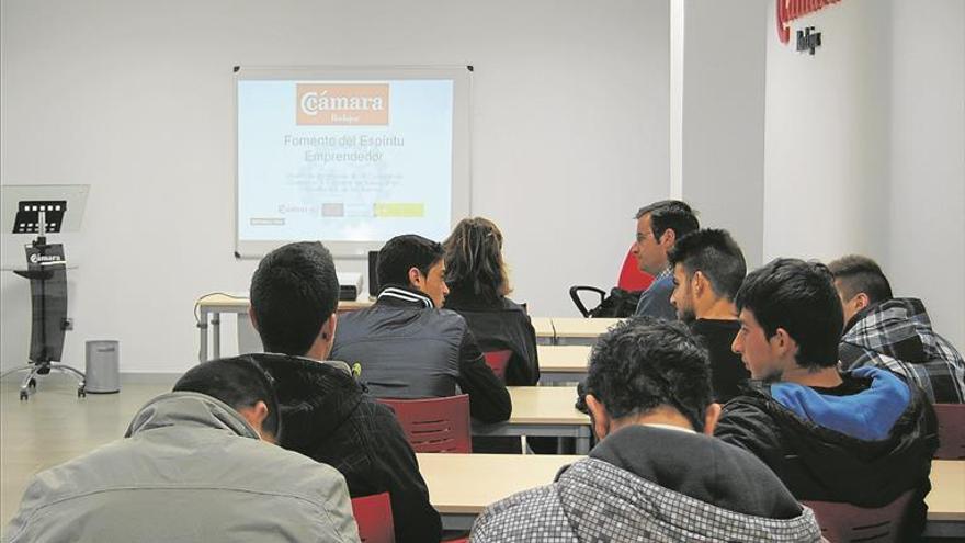 La Cámara de Comercio de Badajoz fomenta el espíritu emprendedor entre los jóvenes