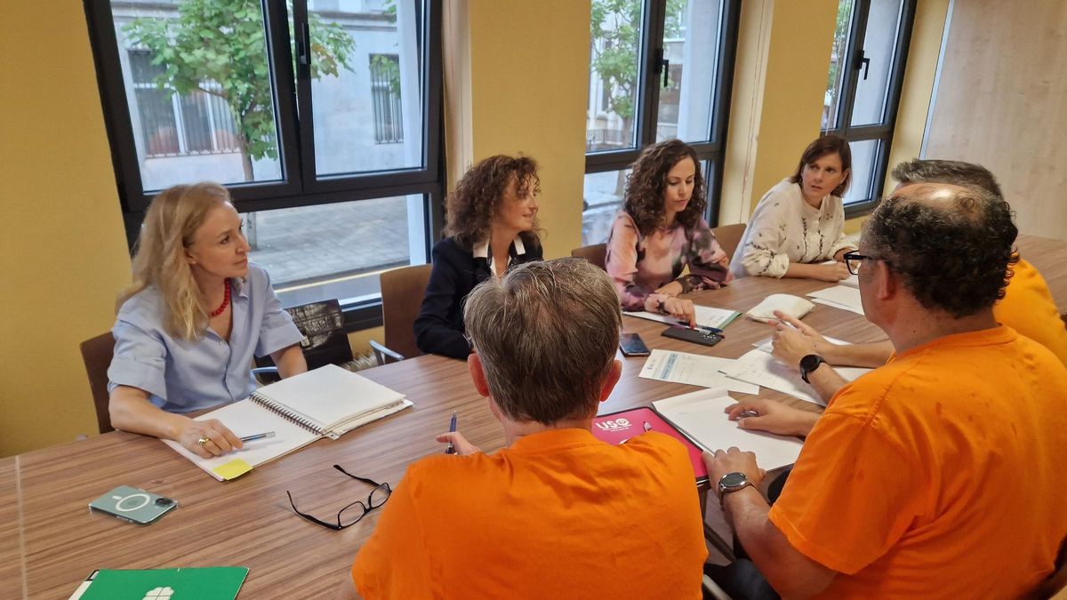 Reunión de la consejera de Educación con los sindicatos de la concertada.