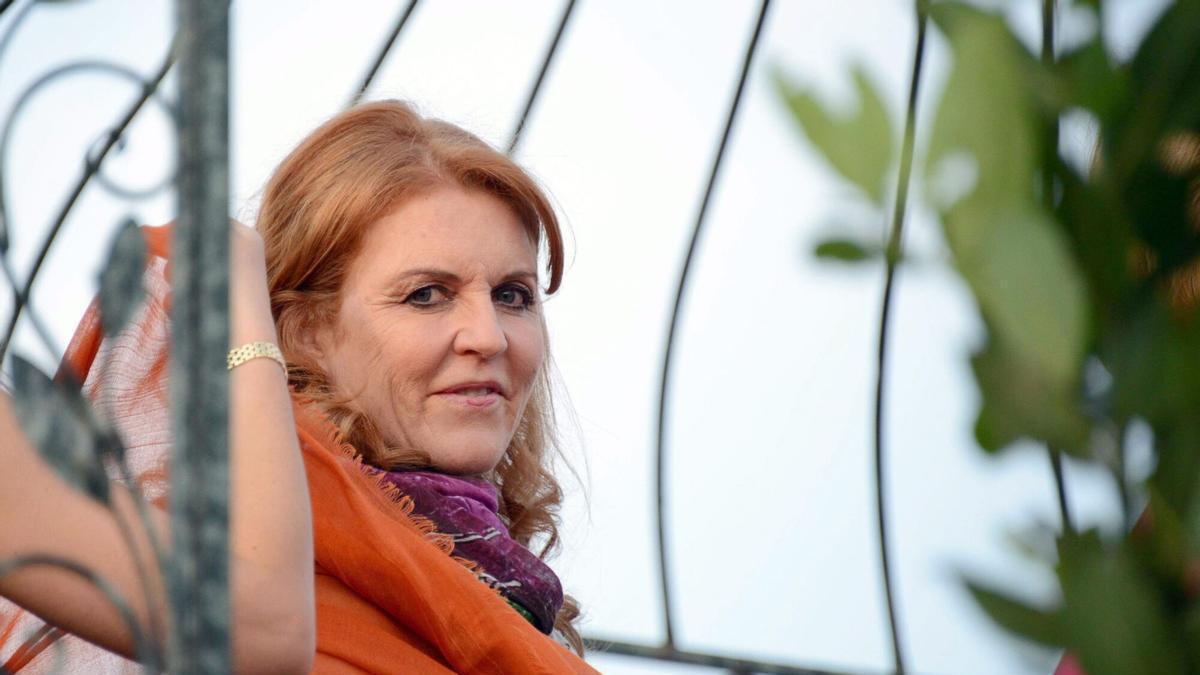 CASO EPSTEIN | Sarah Ferguson se refugió en la clínica de bienestar más cara del mundo, en Suiza, tras revelarse los detalles de su estrecha amistad con Epstein