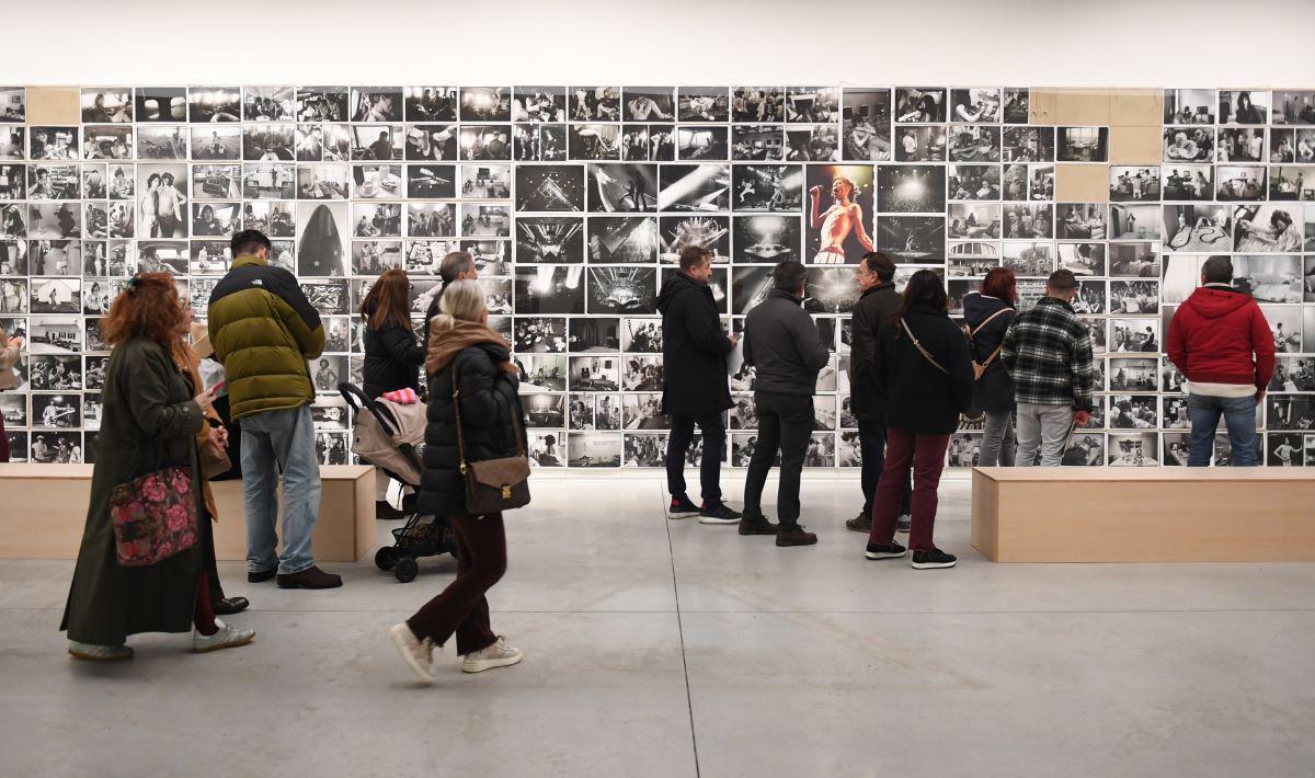 Exposición retrospectiva “ Wonderland “, de la fotógrafa Annie Leibovitz, en el Centro MOP del Muelle de Batería, en A Coruña. Carlos Pardellas