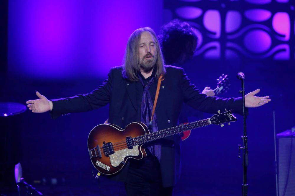 FILE PHOTO: Musician Tom Petty performs on stage ...
