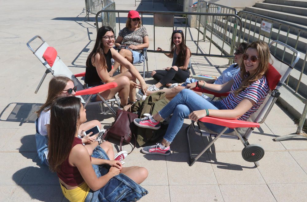 Colas para el concierto de OT en Málaga.