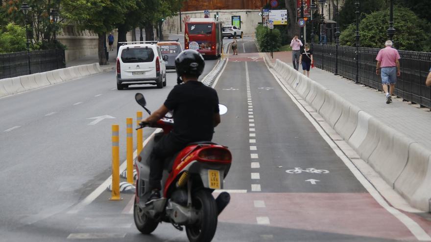 Francés asegura que abrirá el carril bici para el fin de semana en Alcoy
