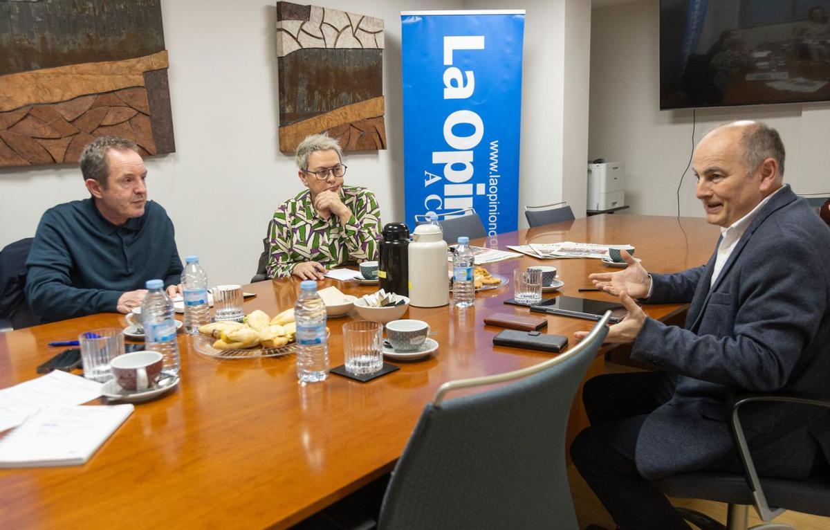 Debate en la sede de LA OPINIÓN sobre formación y empleo en el sector de las energías renovables. | Germán Barreiros / Roller Agencia | G. BARREIROS