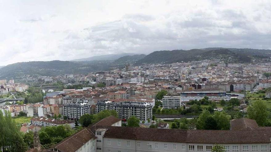 La ciudad de Ourense permanece sin plan de urbanismo desde hace diez años. // Carlos Peteiro
