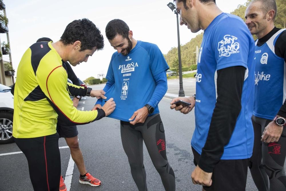 Javier Gómez Noya entrenando en el Centro Asturiano de Oviedo