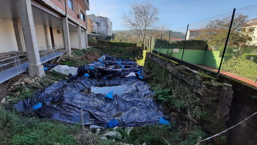 El Concello remata la obra del Bueu Romano pero aplaza la cubrición del yacimiento