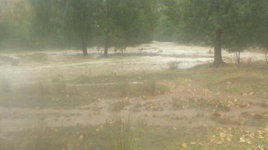 El río Martín se desborda en algún tramo cerca de Montalbán