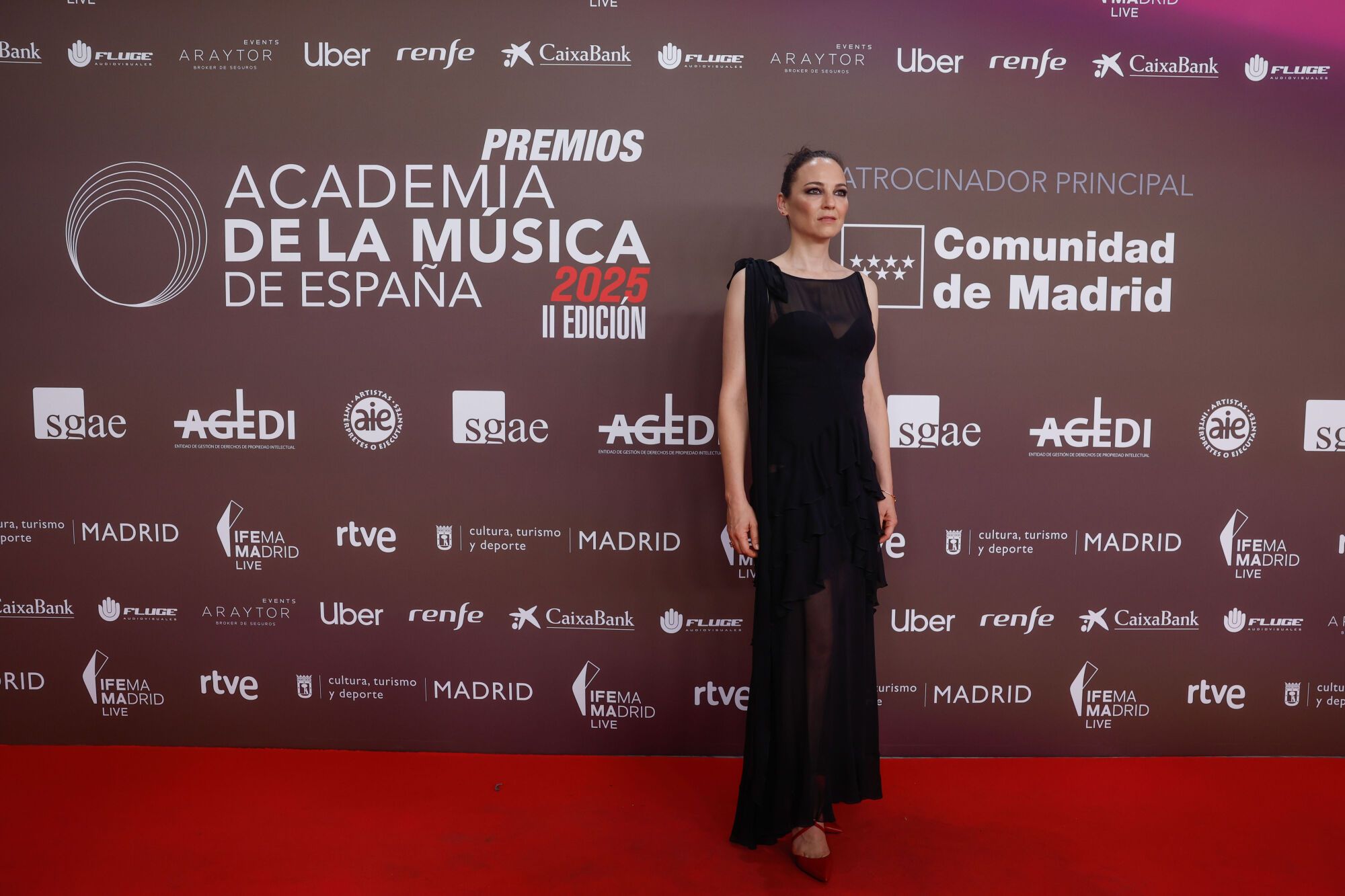 MADRID, 04/06/2025.- La cantante Leonor Watling a su llegada a la II Edición de los premios de la Academia de la Música de España, este miércoles en Madrid. EFE/ Juanjo Martín