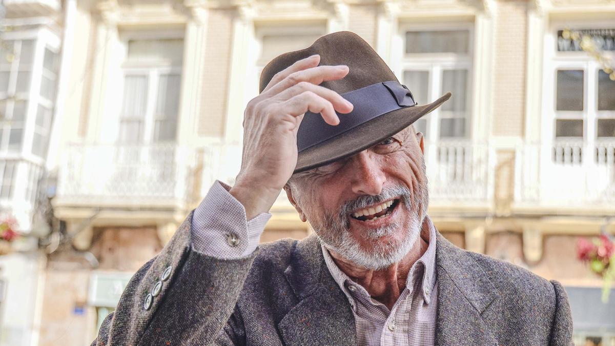 El escritor cartagenero Arturo Pérez-Reverte
