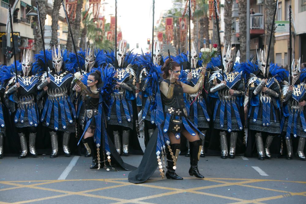 San Vicente celebra su entrada cristiana en las fiestas de Moros y Cristianos 2019