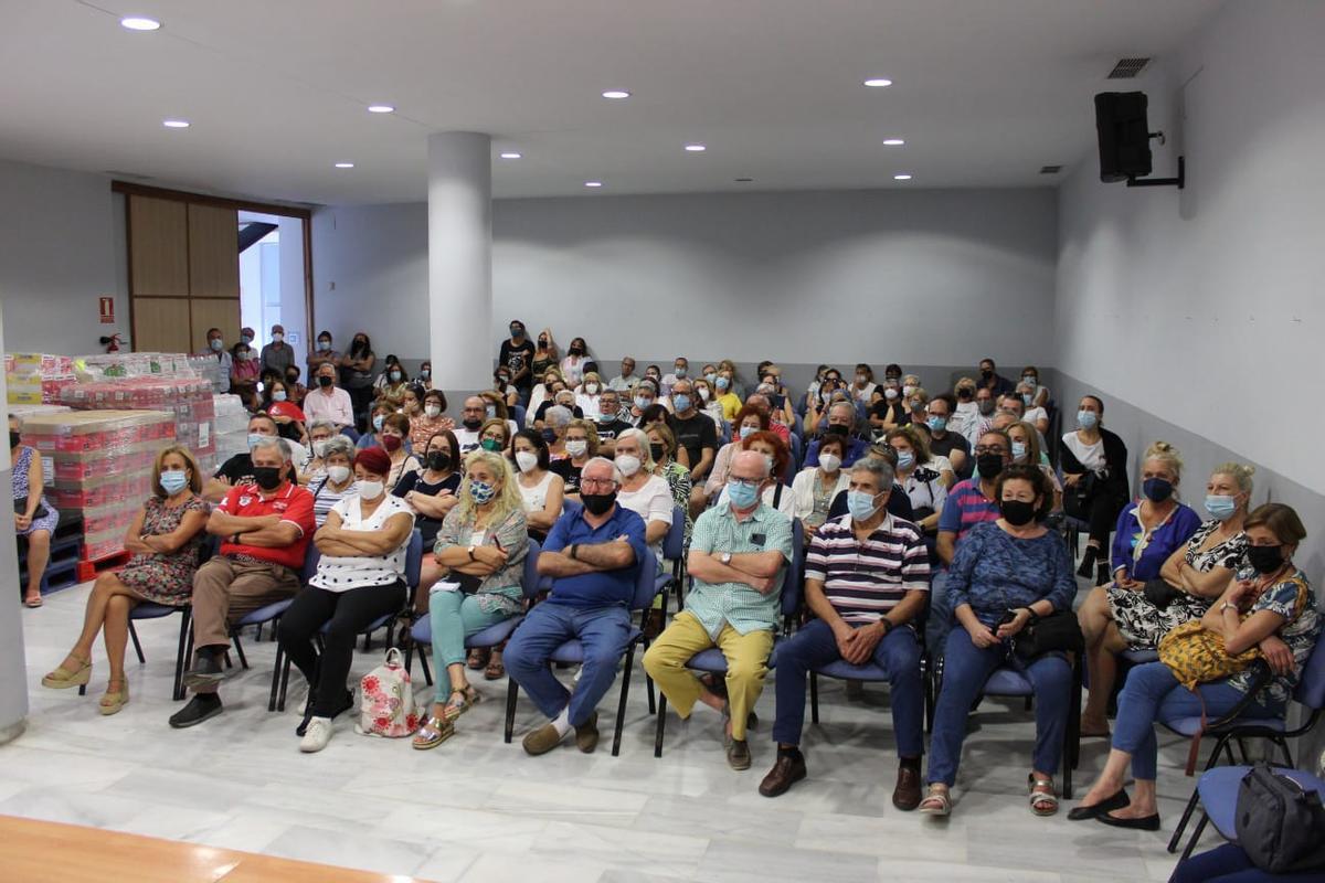 Una imagen de la asamblea de ayer en el salón de actos del Centro Ciudadano de Huelin.