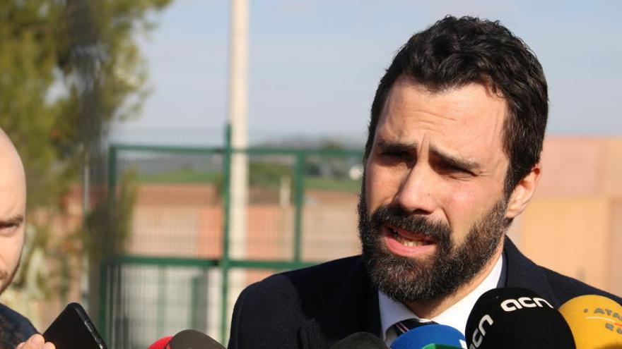 Roger Torrent, atenent els mitjans