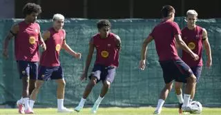 Flick està fart de la Pilota d’Or, però vota per Lamine Yamal