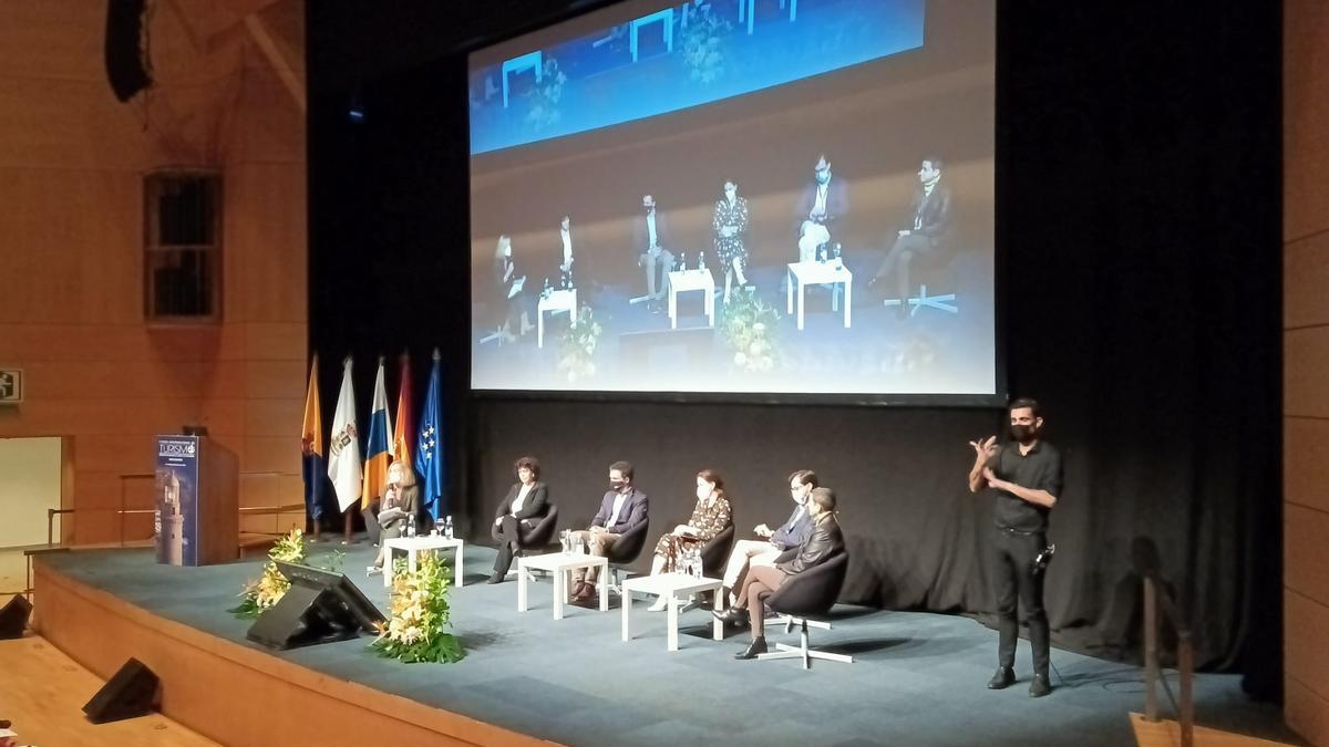 Por la izquierda, Marta Jacob, Sandra Benbeniste, Juan José Espinosa, Aina Canaleta y Jaime Bagur.