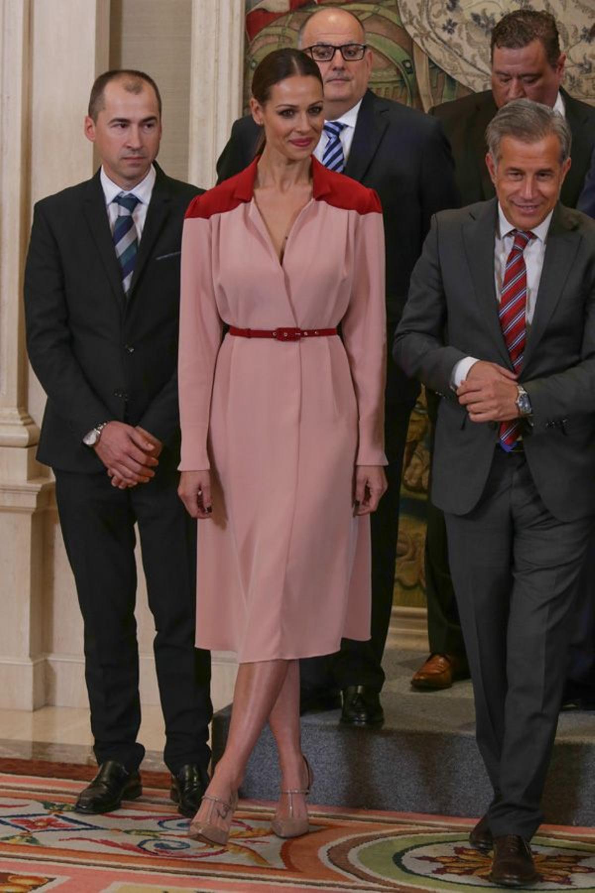 Eva González en Zarzuela con vestido de Antonio García