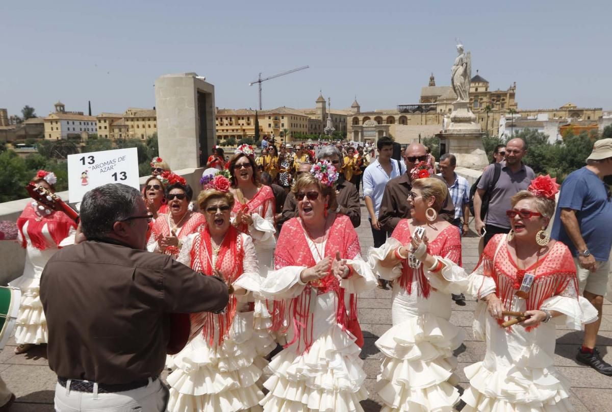 Fotogalería / 24 coros rocieros 'toman' El Arenal