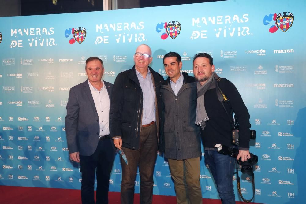 El Levante UD y su Fundación presentan la película levantinista "Maneras de vivir"