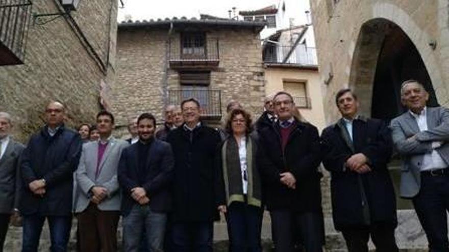 Los rectores de las cinco universidades, ayer, en Morella.