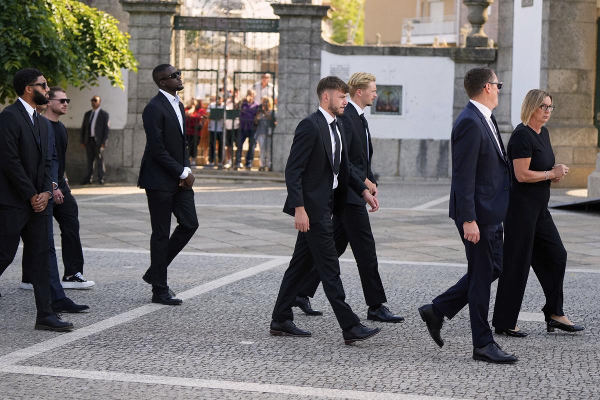 El último adiós a Diogo Jota y André Silva