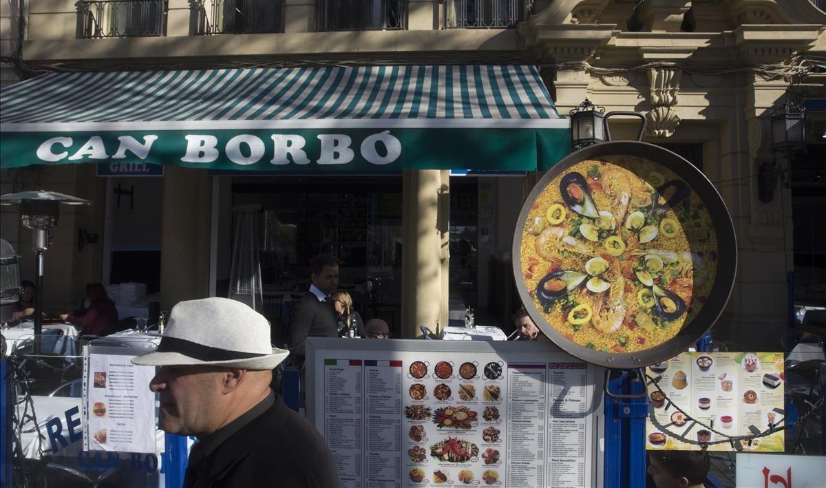 Terrazas en el Paseo Joan de Borbó de Barcelona