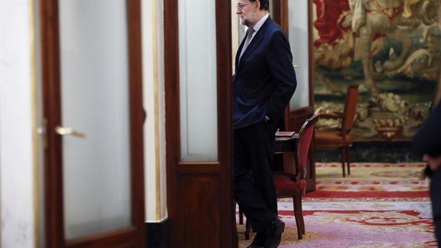 Rajoy hace suyo el perdón por las víctimas del Yak-42 pedido por Cospedal