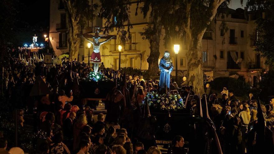 Semana Santa en Ibiza: El Santo Entierro volverá a recorrer Dalt Vila con restricciones de público