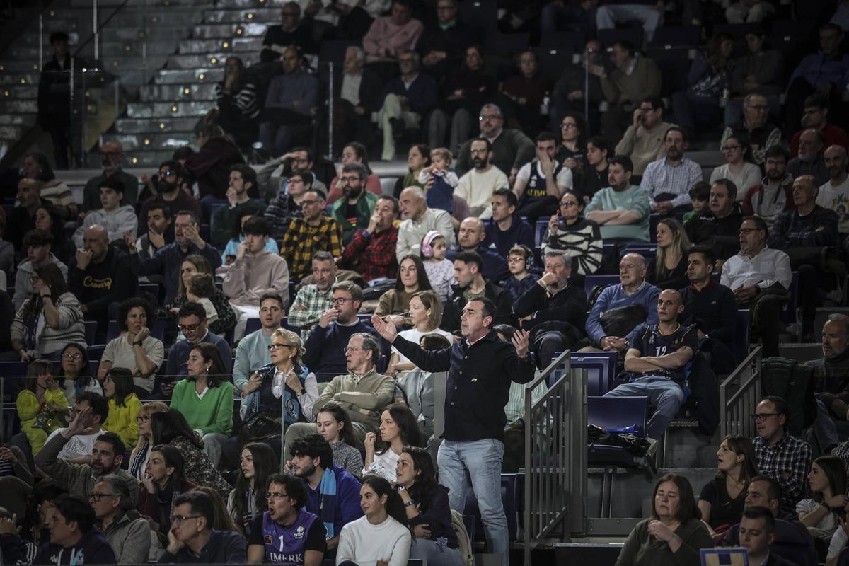 EN IMÁGENES: El Alimerka Oviedo Baloncesto se impone por 92-80 al Caesa Cartagena en el Palacio de los Deportes