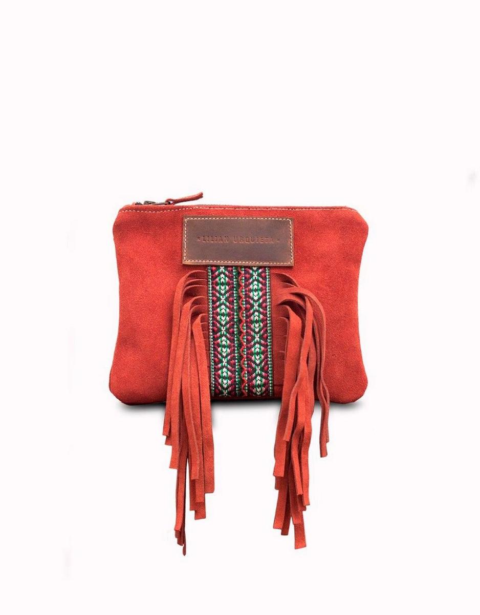 Bolso de ante de Lilian Urquieta (Precio: 42 euros)