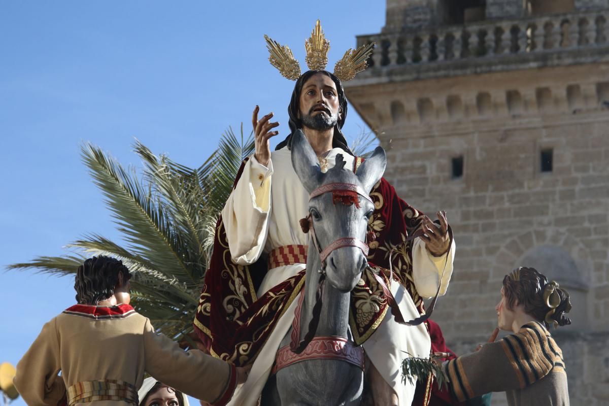 La Borriquita abre la Semana Santa cordobesa