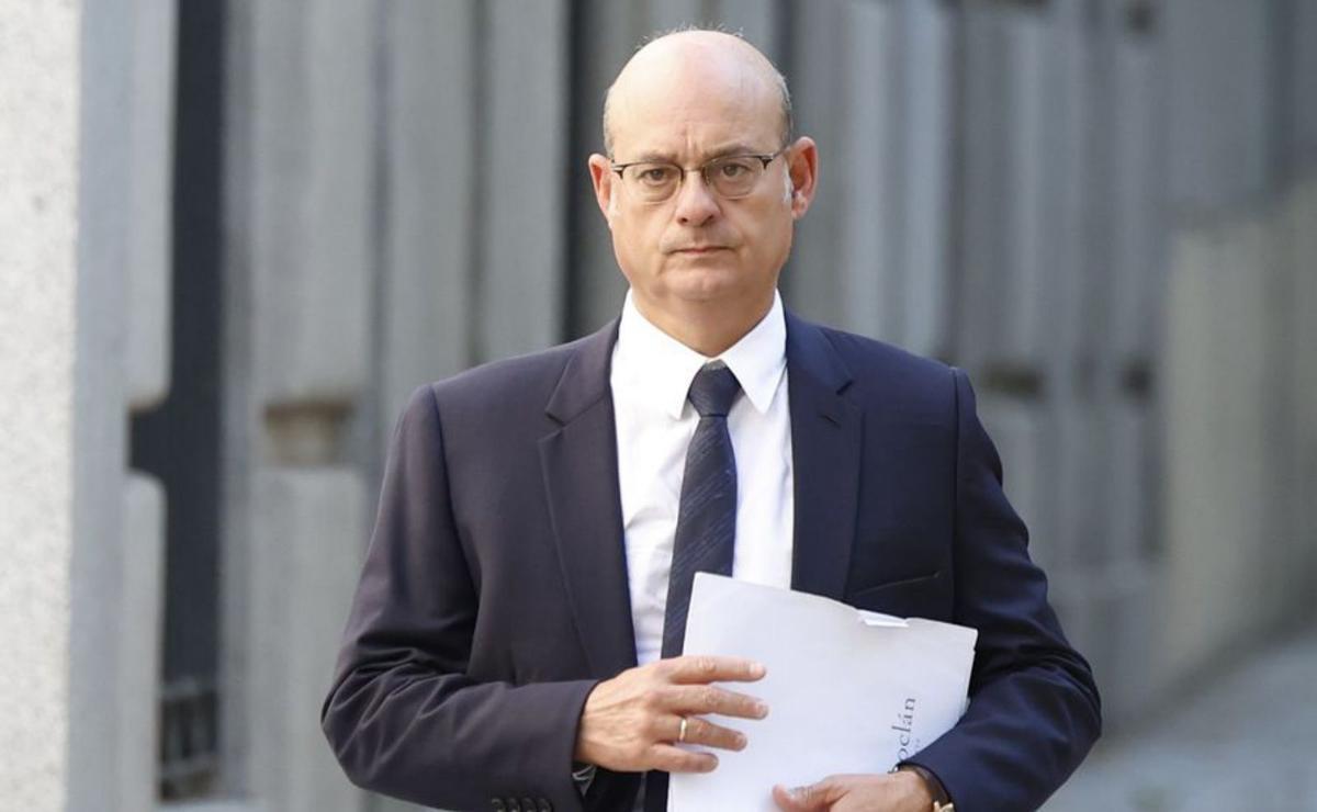 Julio Iglesias serà defensat pel mateix advocat que Aldama