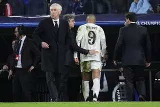 La eliminación del Real Madrid abre un pulso (entre Florentino y Ancelotti) y un dilema (Vinícius o Rodrygo)