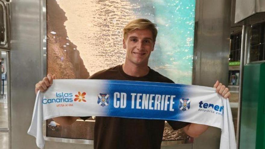 El CD Tenerife potencia el frente de ataque con su sexto fichaje