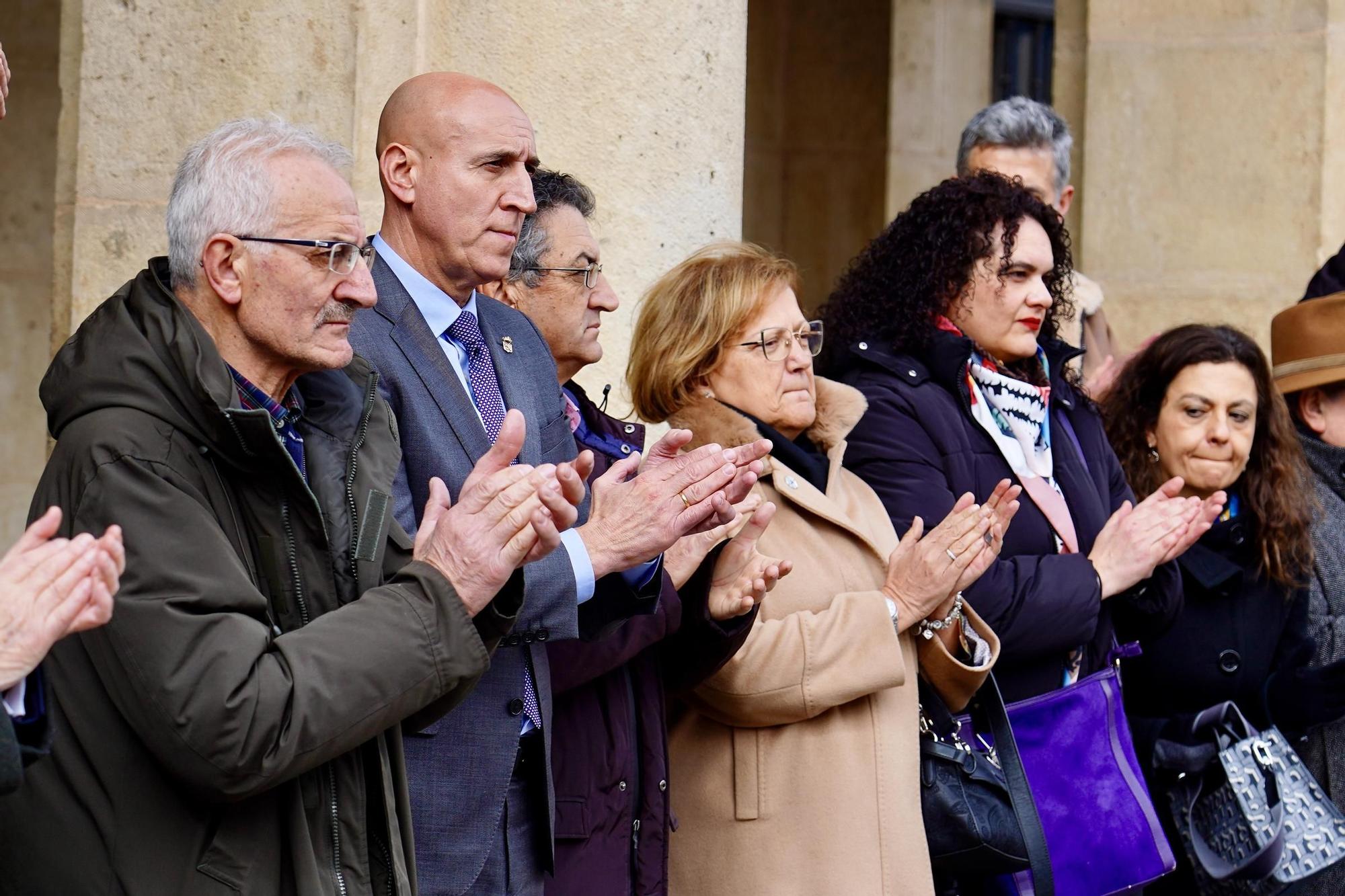 GALERÍA: Castilla y León guarda un minuto de silencio para recordar a las víctimas del 11M