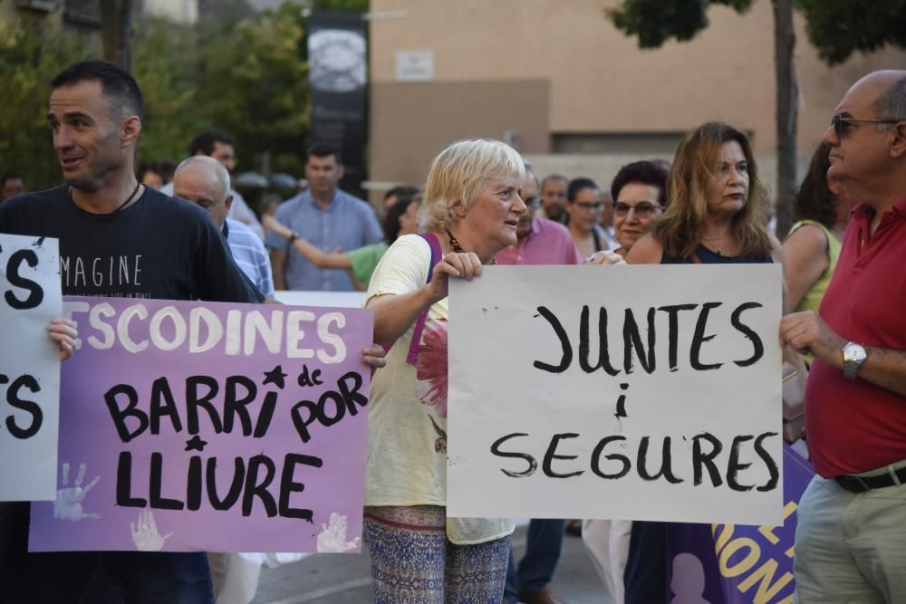 Manifestació a Manresa en contra de la violació d'