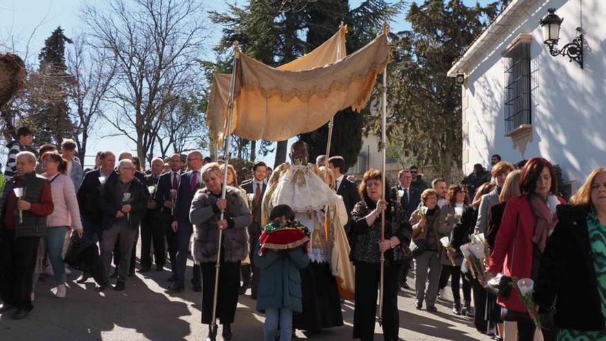 La imagen del Divino Niño, procesionada por los alrededores del santuario.