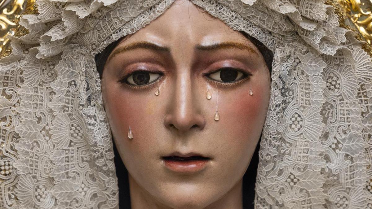 La Virgen de la Macarenaregresa al culto en su Basílica