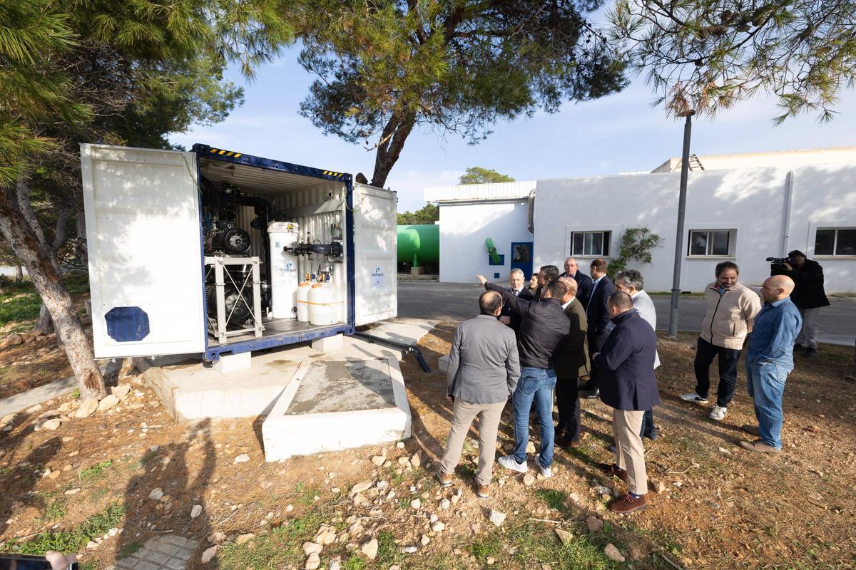 Todas las imágenes de la puesta en marcha de la desaladora de Sant Antoni